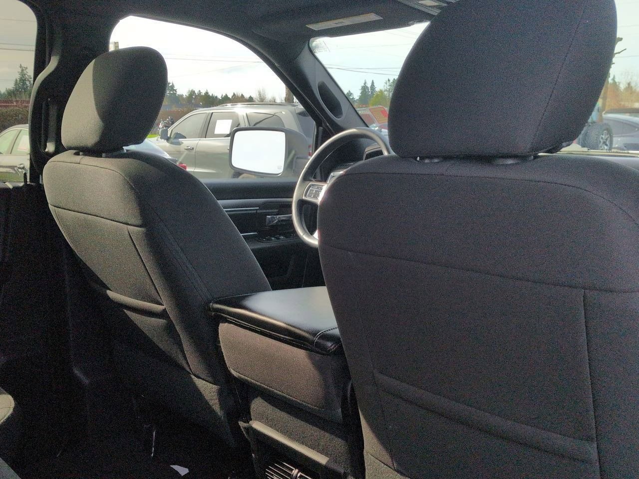 Used 2022 RAM 1500 Classic Warlock AWD/4WD image 30