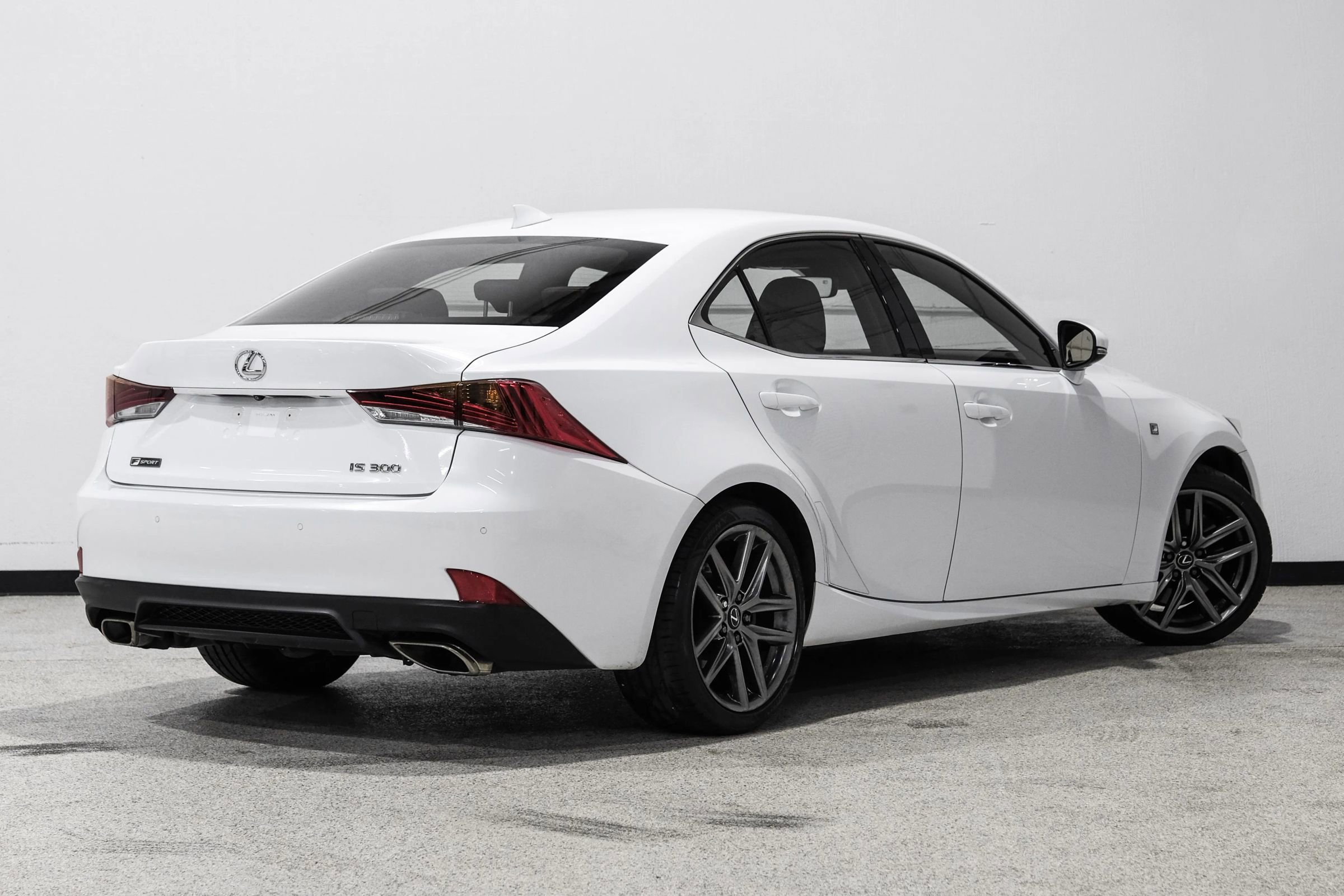 Used 2019 Lexus IS 300 RWD image 7