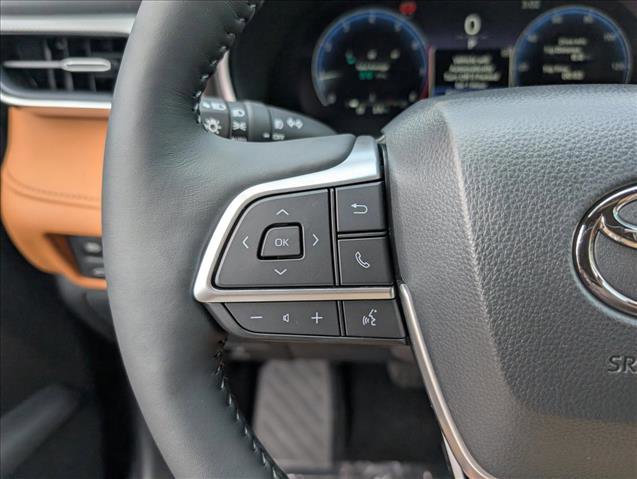 New 2025 Toyota Highlander Platinum image 20