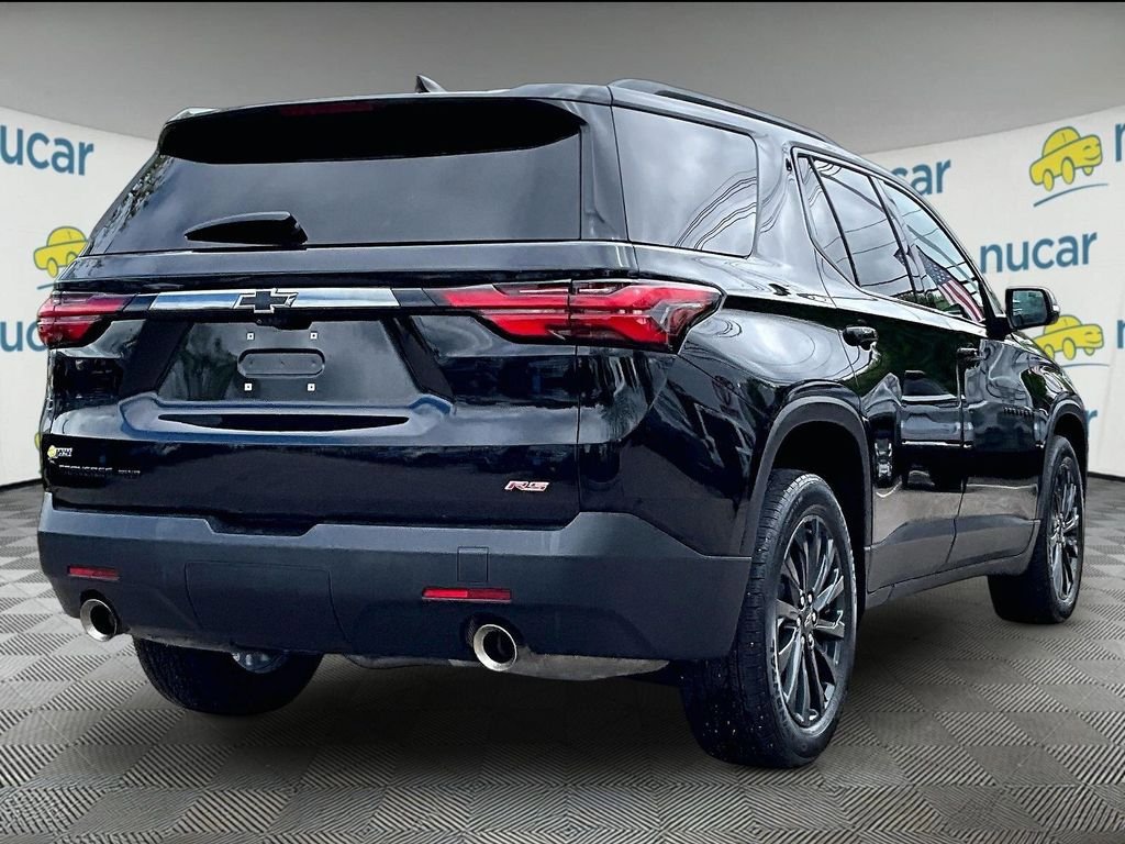 Used 2023 Chevrolet Traverse RS w/ LPO, Floor Liner Package AWD/4WD image 6