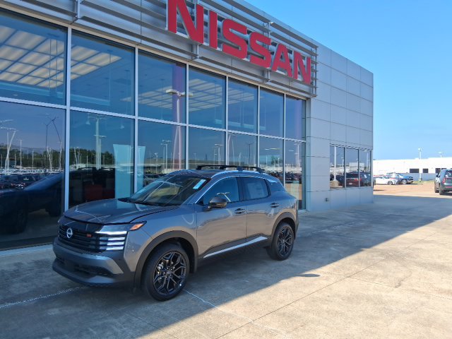 New 2027 Nissan Kicks SR w/ Cold Weather Package FWD image 2