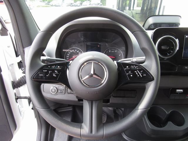 New 2025 Mercedes-Benz Sprinter 2500 image 28