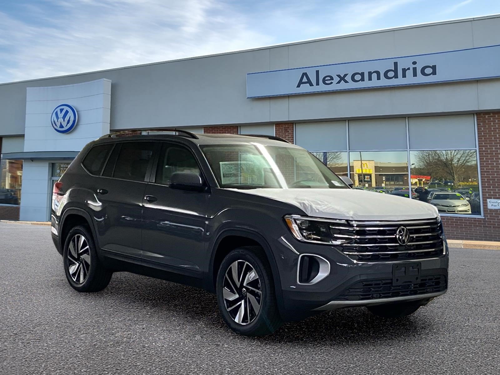 New 2026 Volkswagen Atlas SE