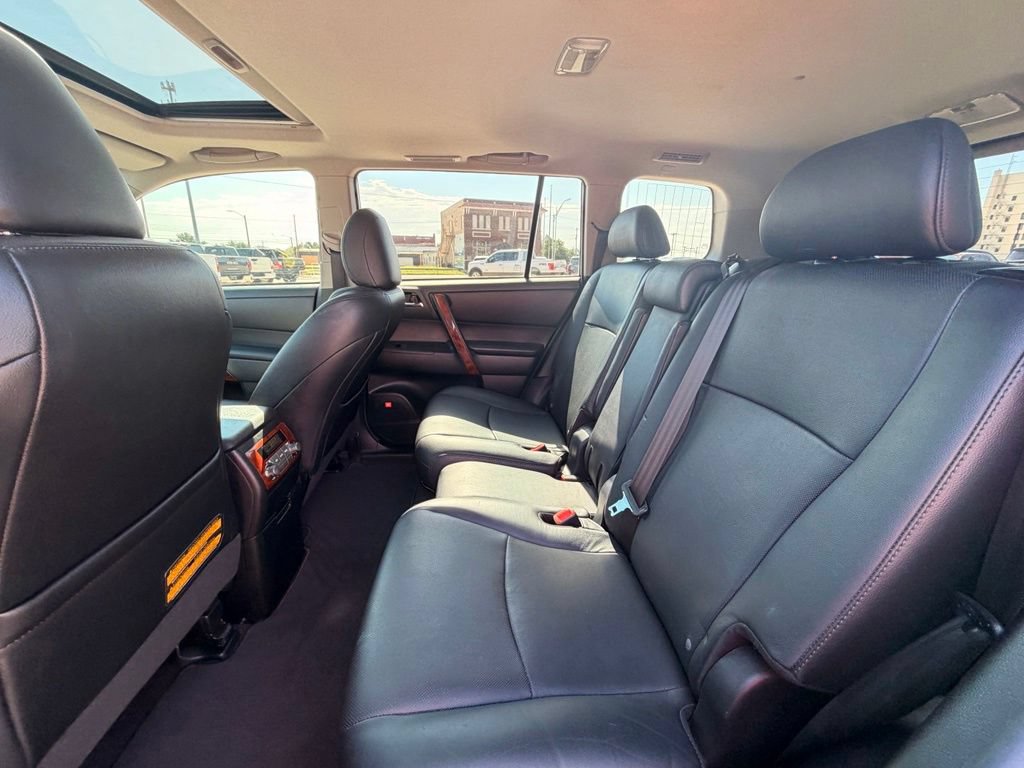 Used 2012 Toyota Highlander Limited FWD image 15