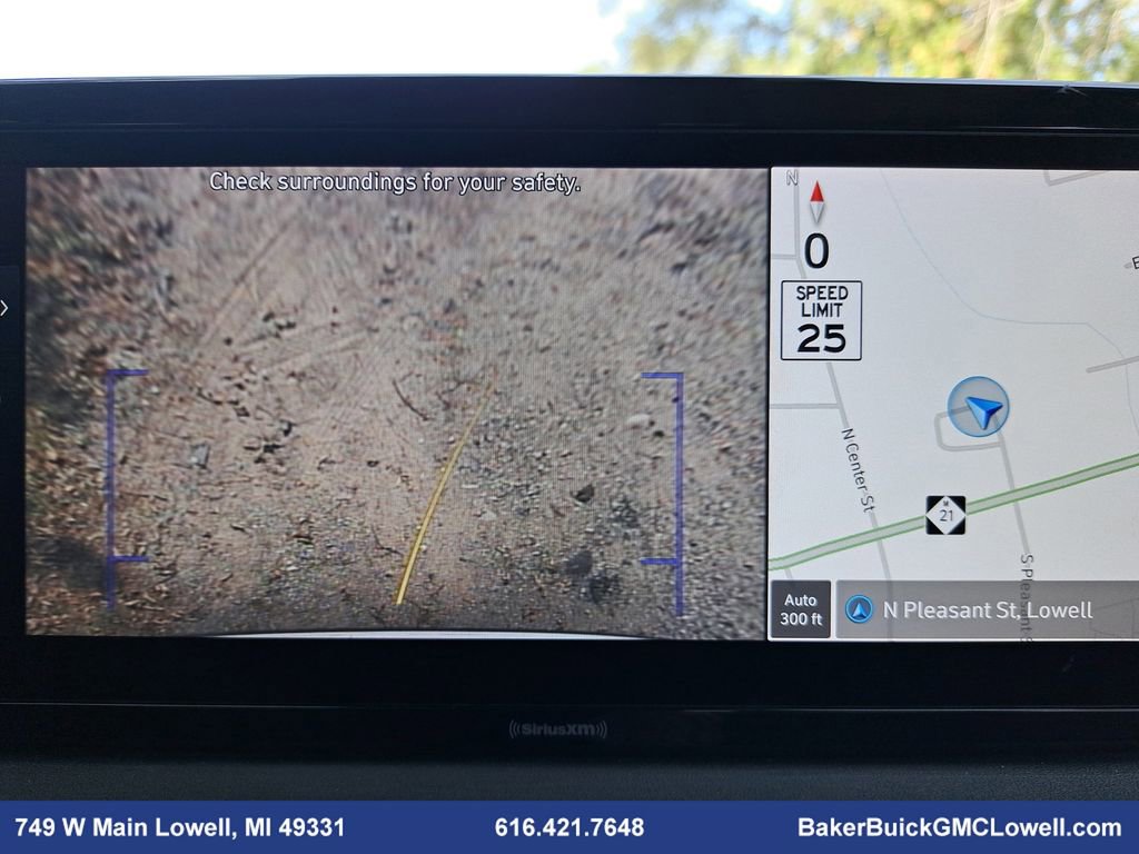 Used 2023 Hyundai Santa Fe SEL image 24