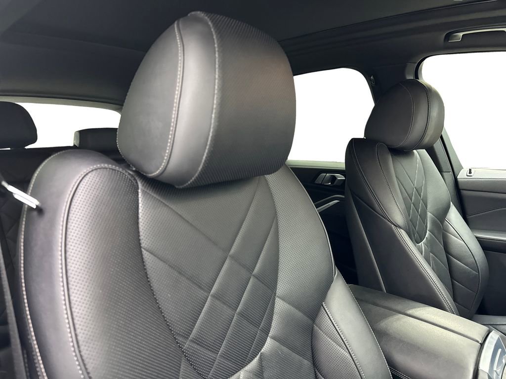 Used 2023 BMW X5 xDrive40i w/ Premium Package image 46