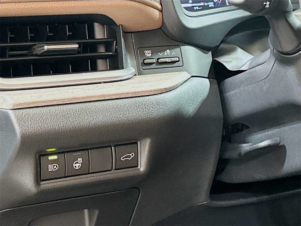 New 2026 Toyota Grand Highlander Platinum image 10