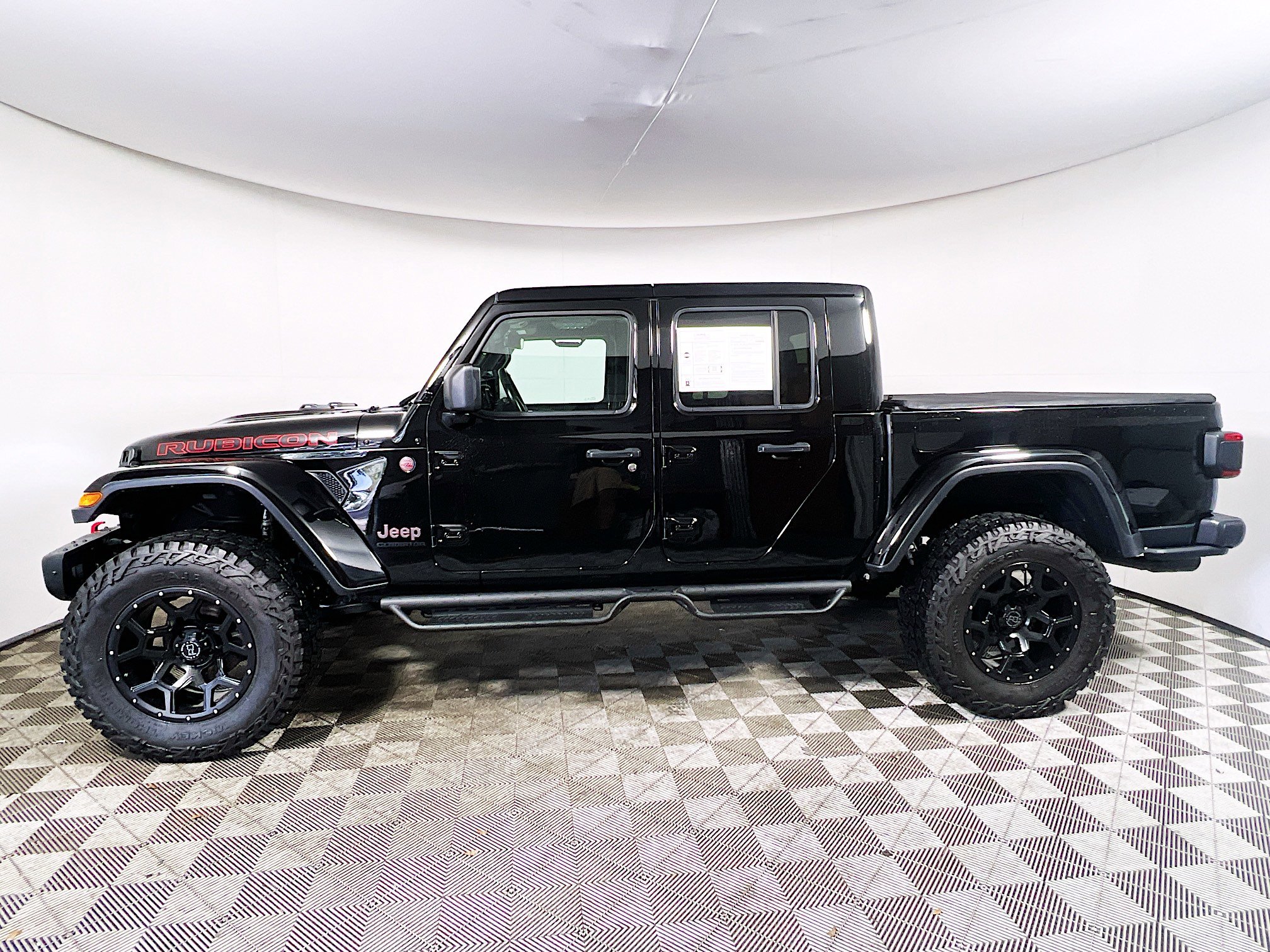 Used 2020 Jeep Gladiator Rubicon image 9