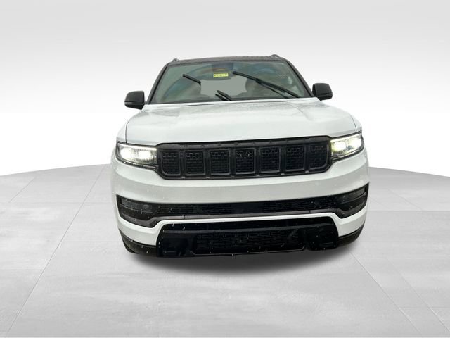 Used 2024 Jeep Grand Wagoneer Series III w/ Rear Seat Video Group 1 image 8