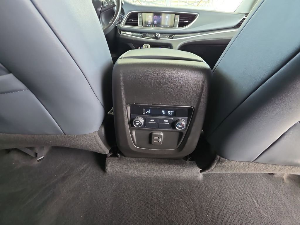 Used 2020 Buick Enclave Essence FWD image 22