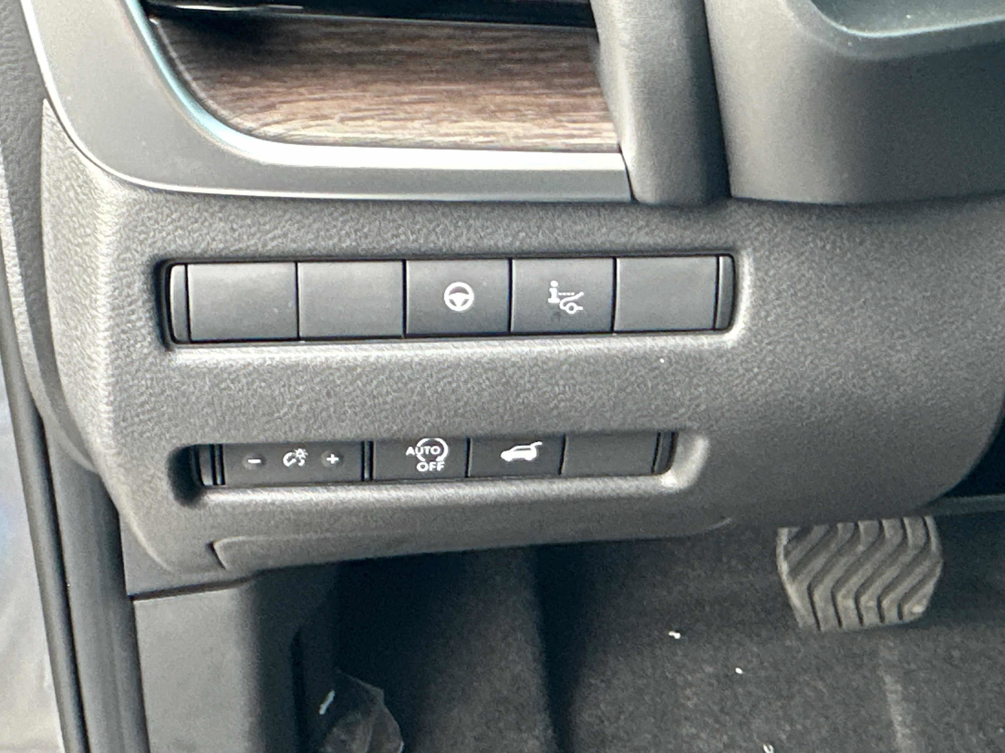 New 2026 Nissan Rogue Platinum w/ Platinum Premium Package image 24