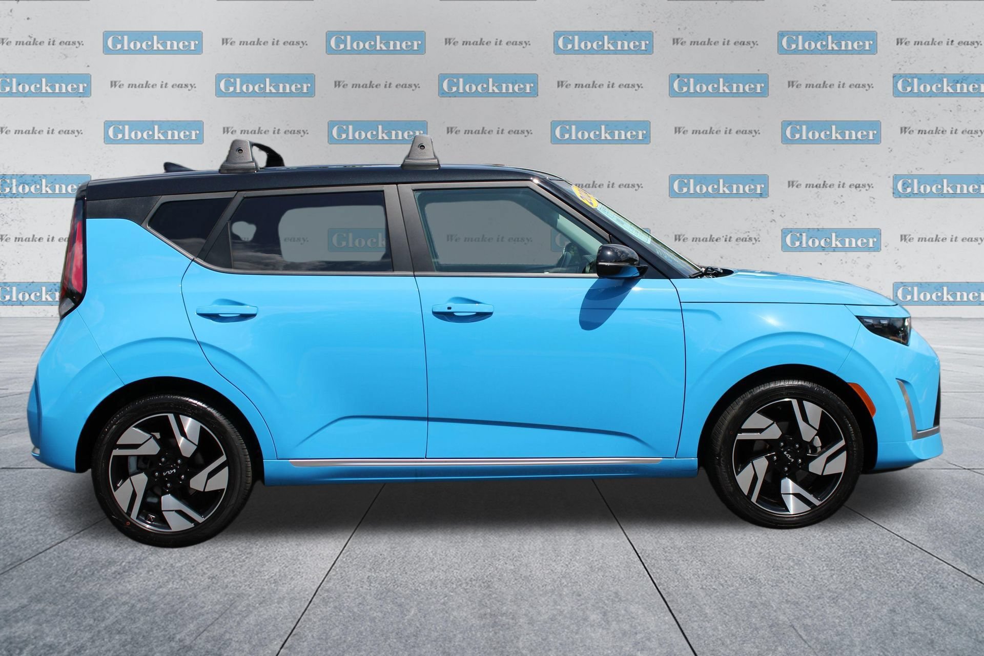 Used 2023 Kia Soul GT-Line FWD image 4