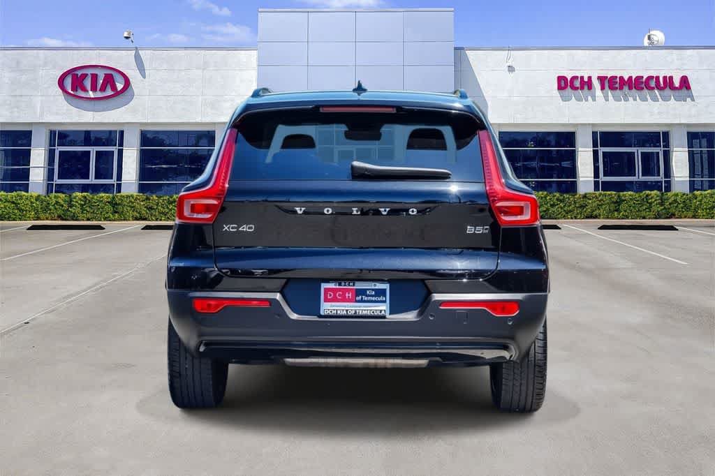 Used 2024 Volvo XC40 B5 Ultimate w/ Protection Package Premier AWD/4WD image 5