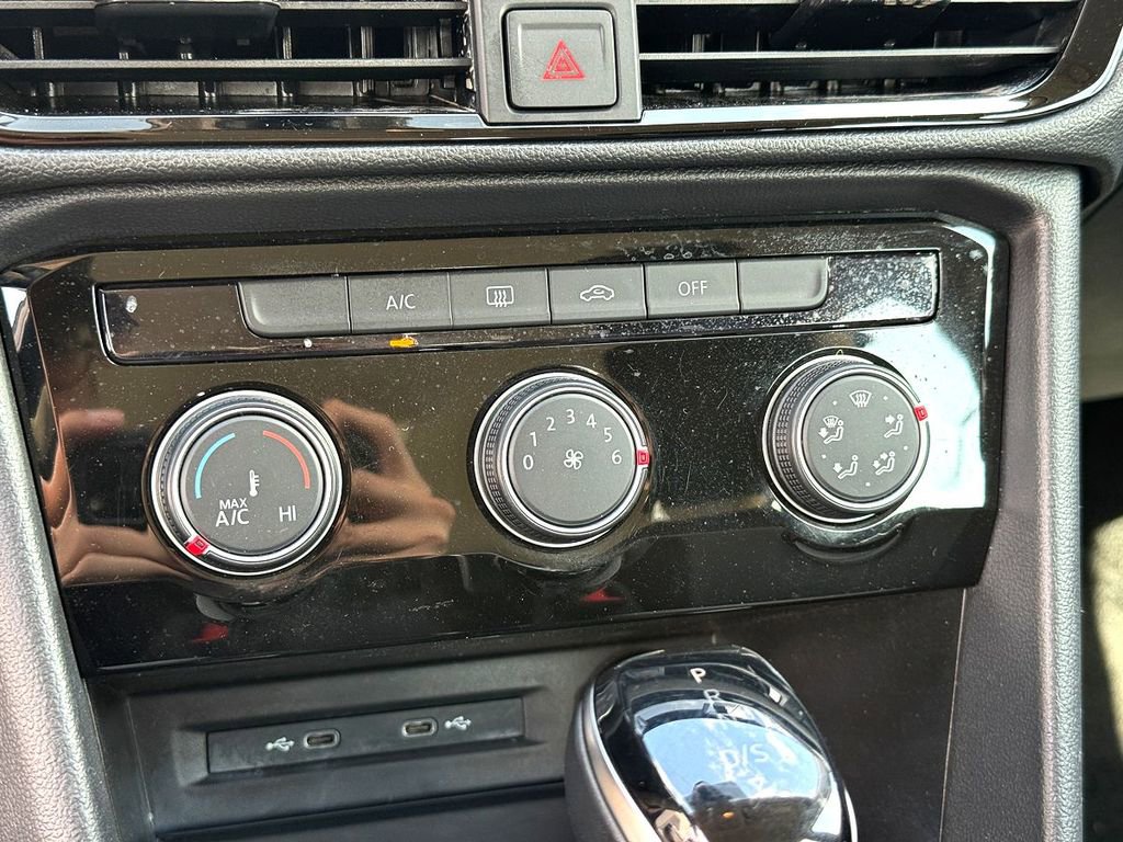 Used 2024 Volkswagen Taos S image 22