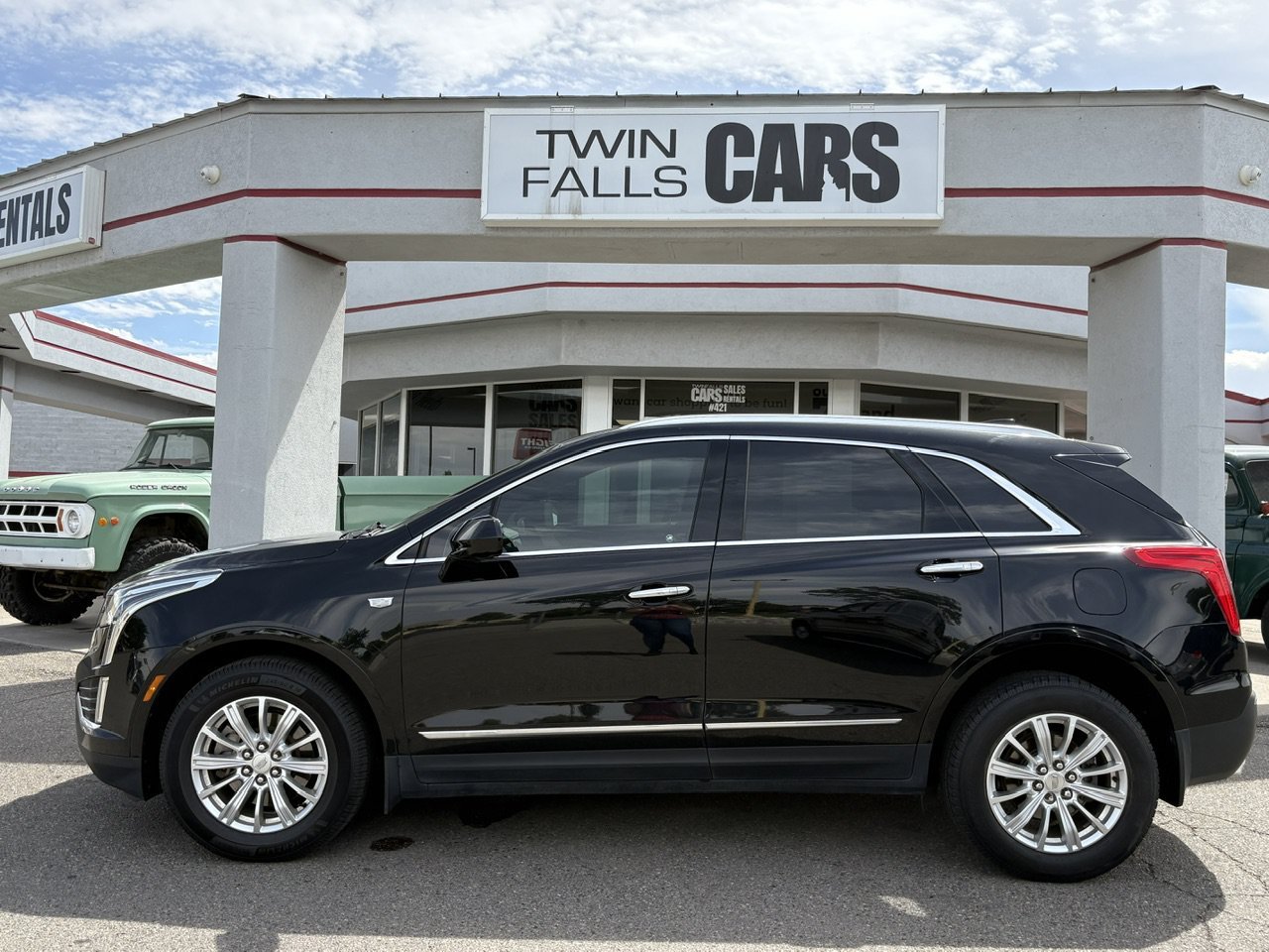 Certified 2018 Cadillac XT5 FWD image 8