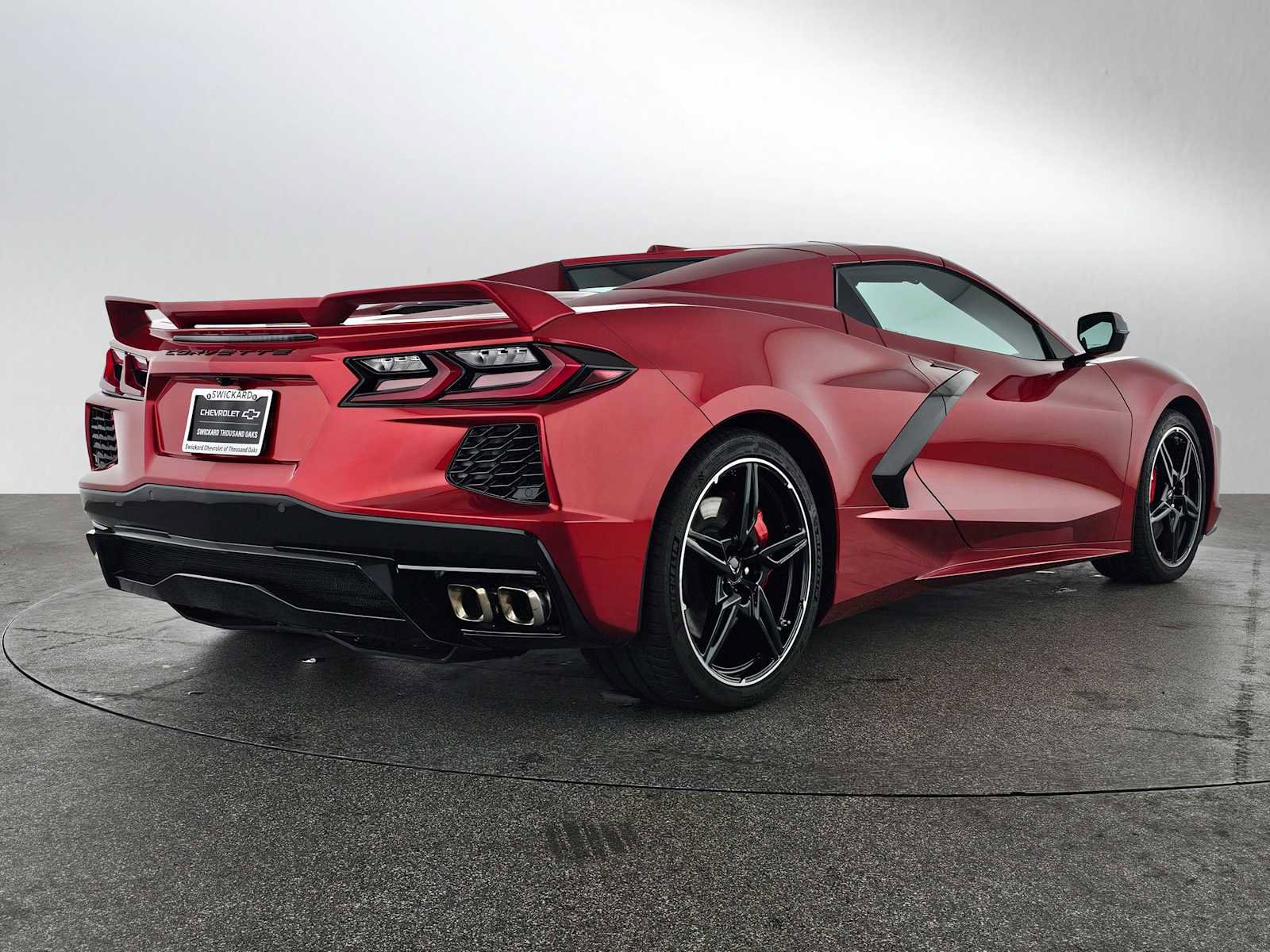 Used 2023 Chevrolet Corvette Stingray Premium Conv w/ Z51 Performance Package image 3