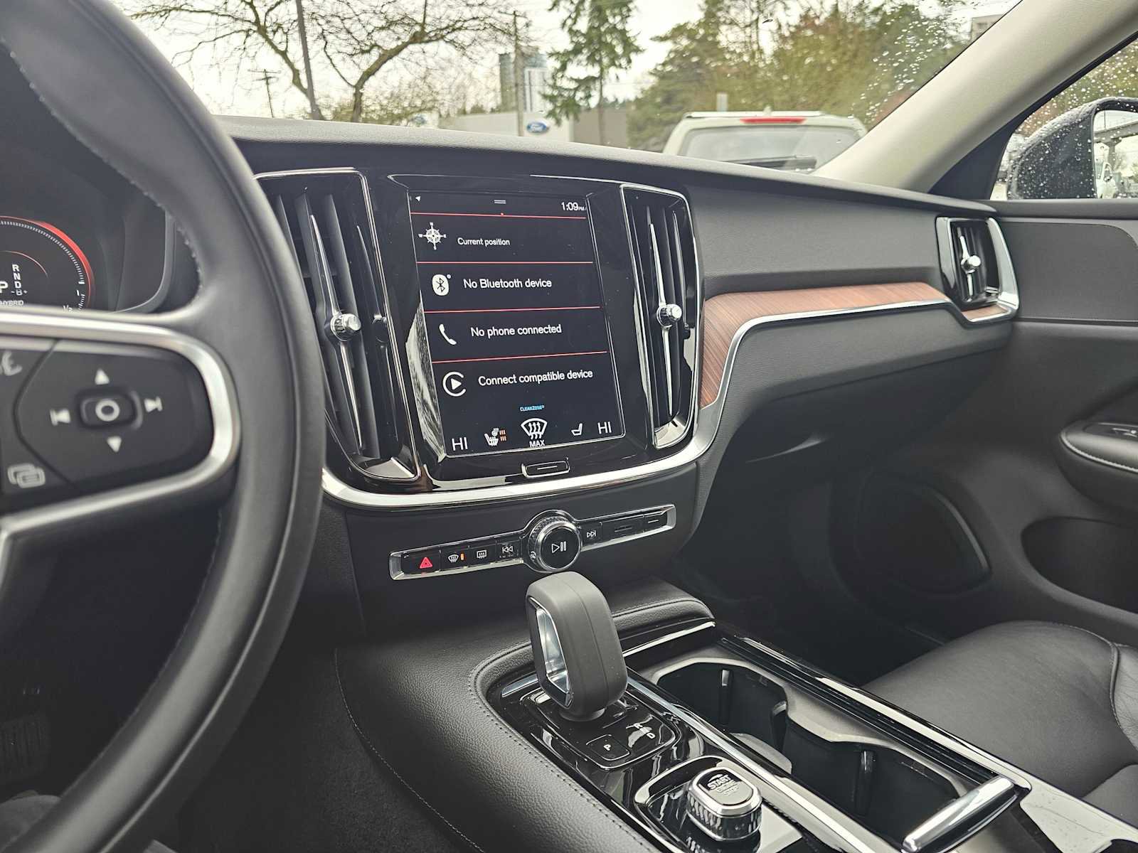 Certified 2022 Volvo S60 T8 R-Design Expression w/ Premium Package AWD/4WD image 27