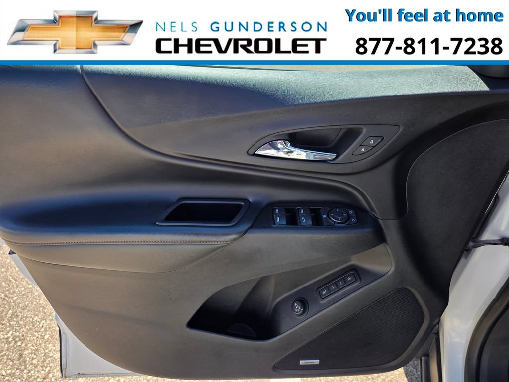 Used 2018 Chevrolet Equinox Premier AWD/4WD image 18