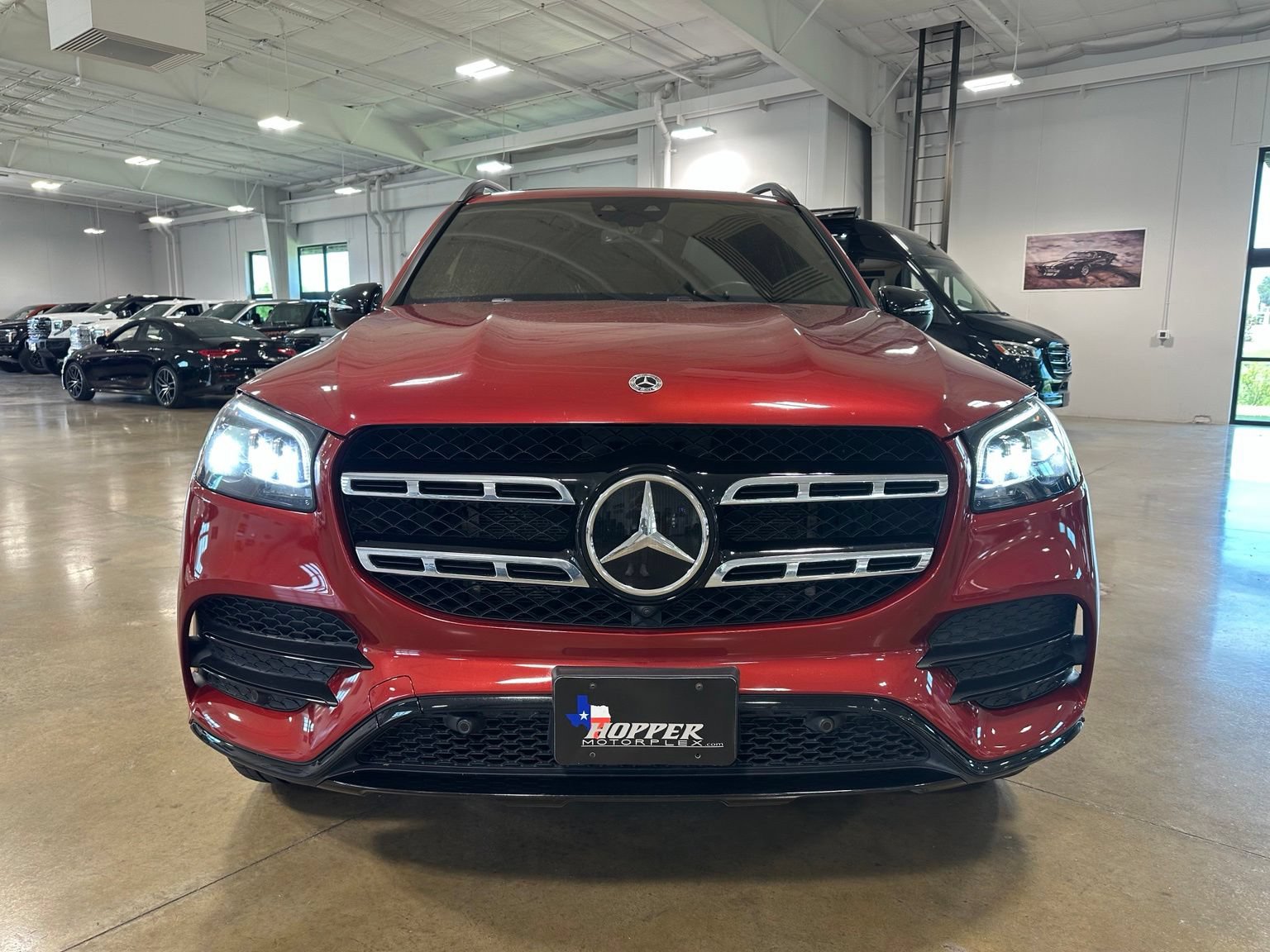 Used 2022 Mercedes-Benz GLS 450 4MATIC image 2
