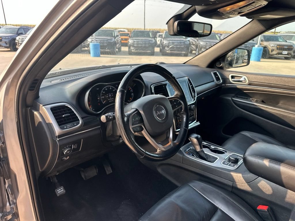 Used 2021 Jeep Grand Cherokee Limited AWD/4WD image 13