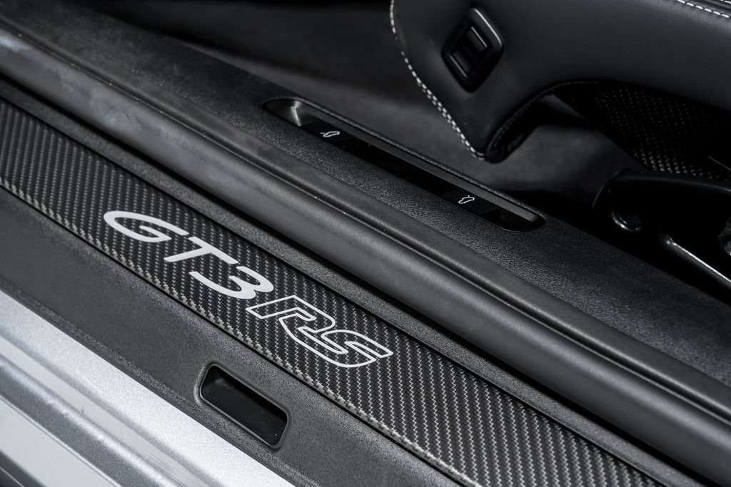 Used 2025 Porsche 911 GT3 RS RWD image 11