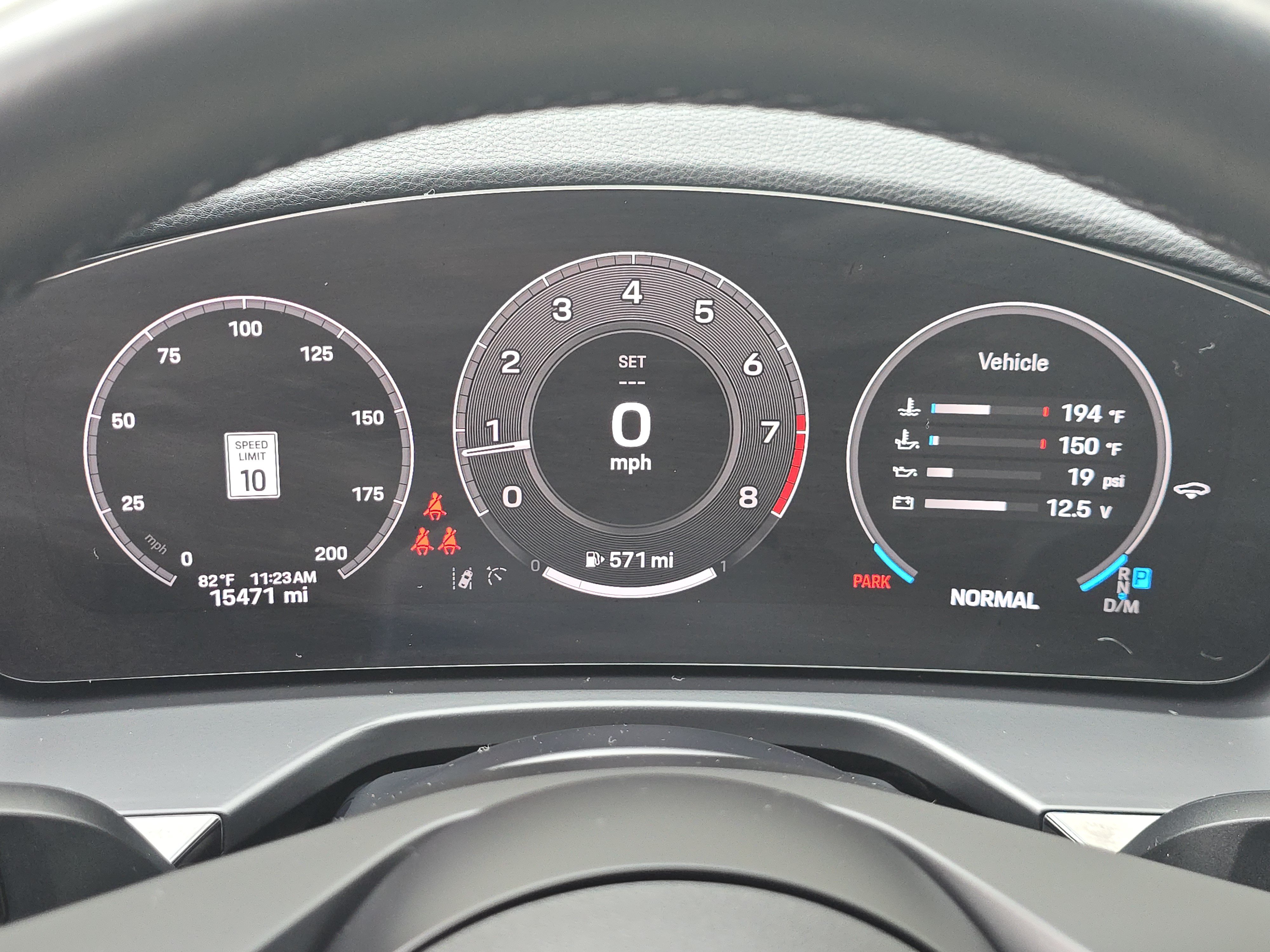 Certified 2025 Porsche Panamera 4 AWD/4WD image 27