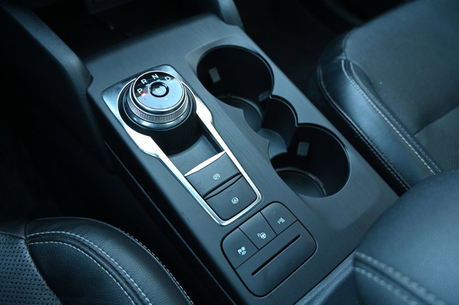 Used 2020 Ford Escape Titanium image 35