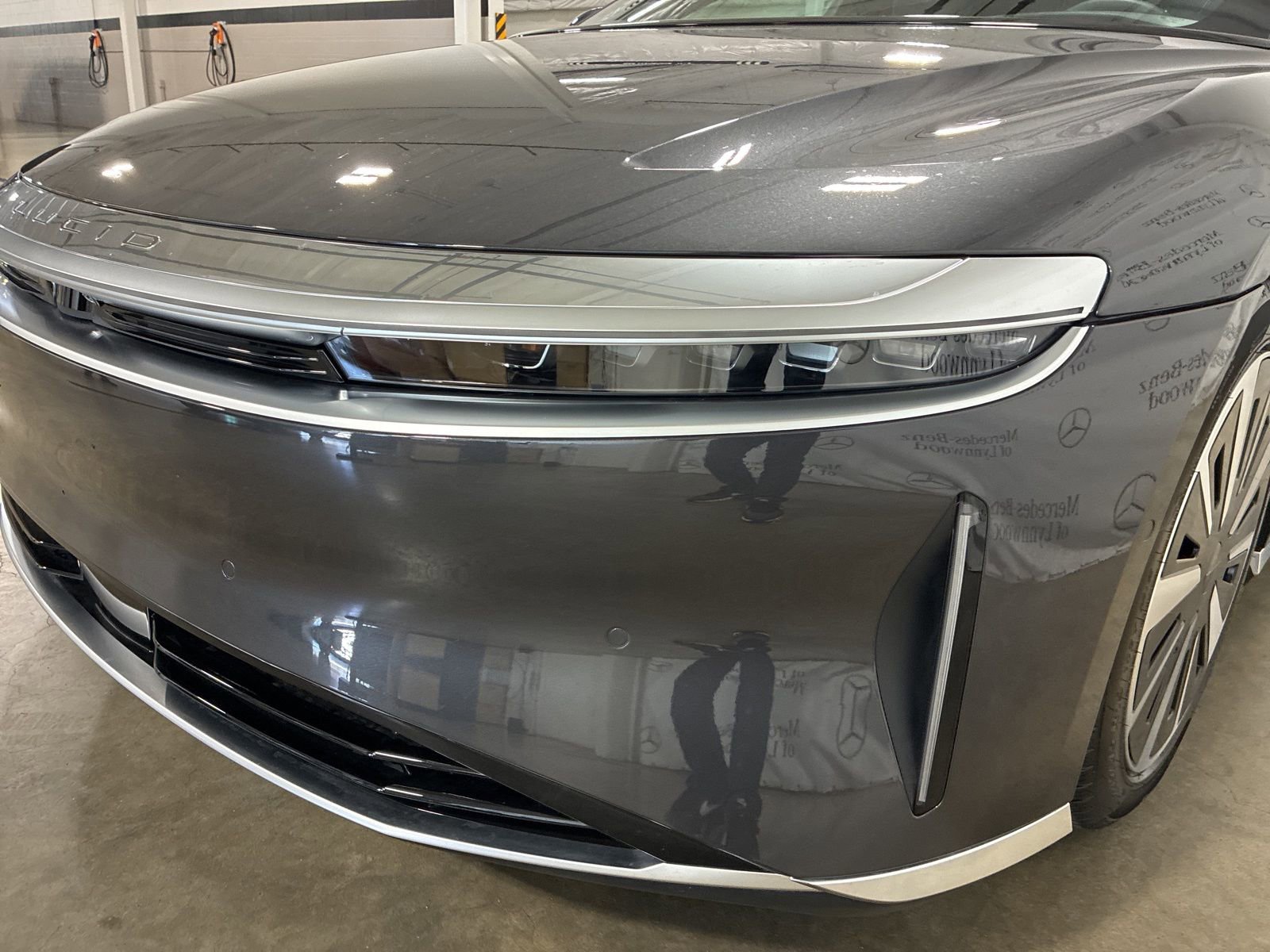 Used 2025 Lucid Air Touring image 12