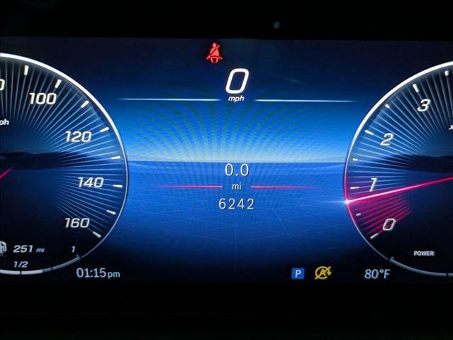 Used 2025 Mercedes-Benz GLB 250 image 14