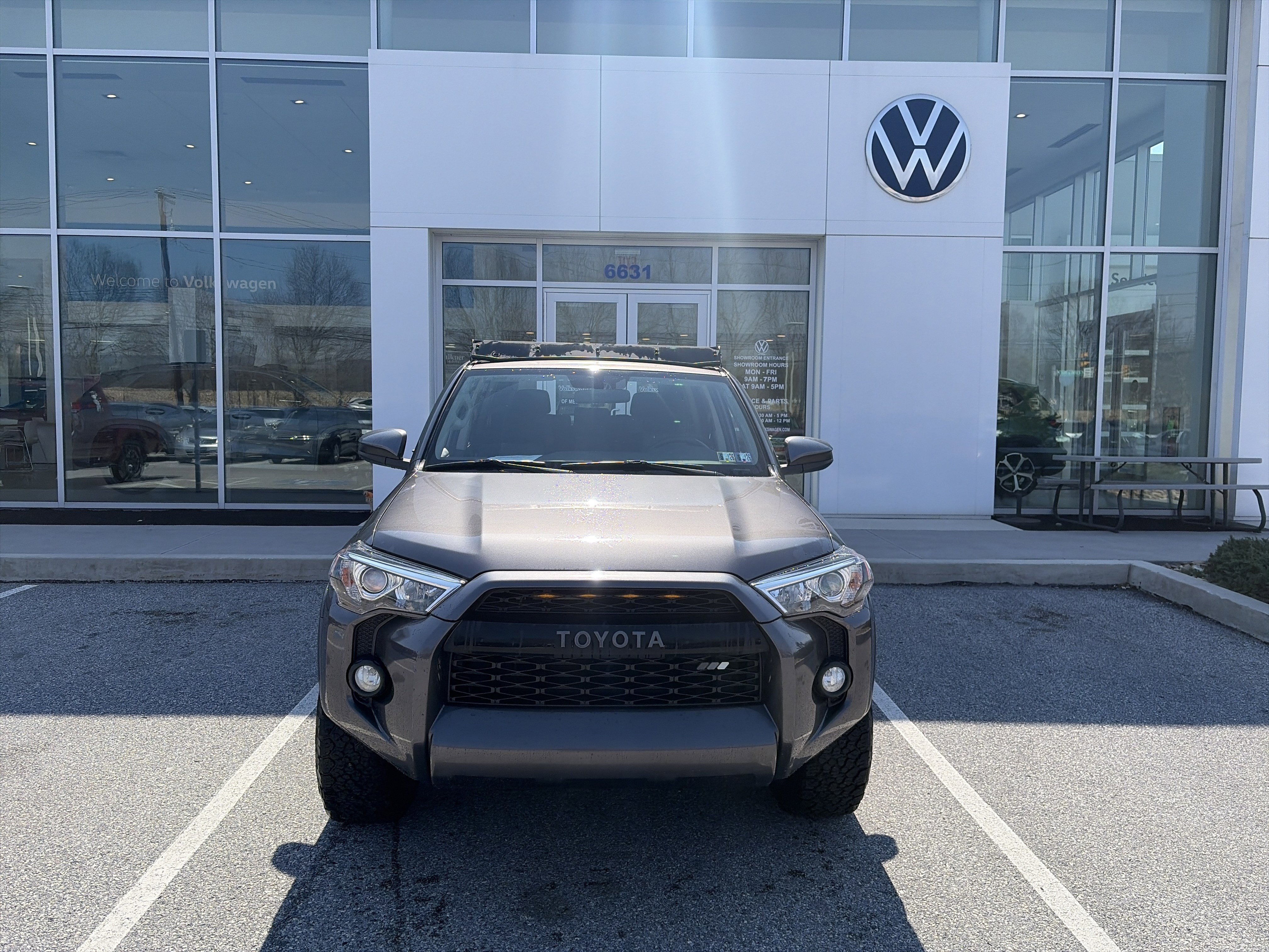 Used 2018 Toyota 4Runner SR5 image 2