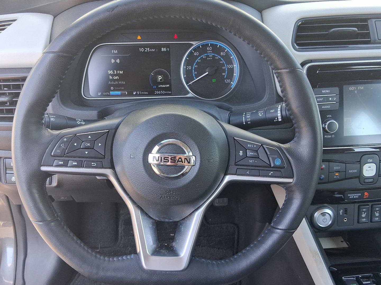 Used 2018 Nissan Leaf SL w/ SL Technology Package FWD image 18