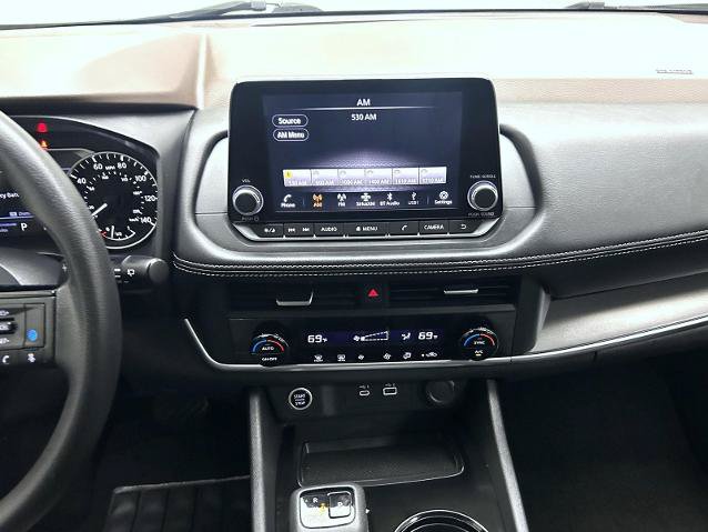 Certified 2023 Nissan Rogue SV FWD image 13