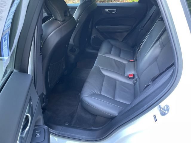 Certified 2023 Volvo XC60 B5 Plus w/ Climate Package AWD/4WD image 12