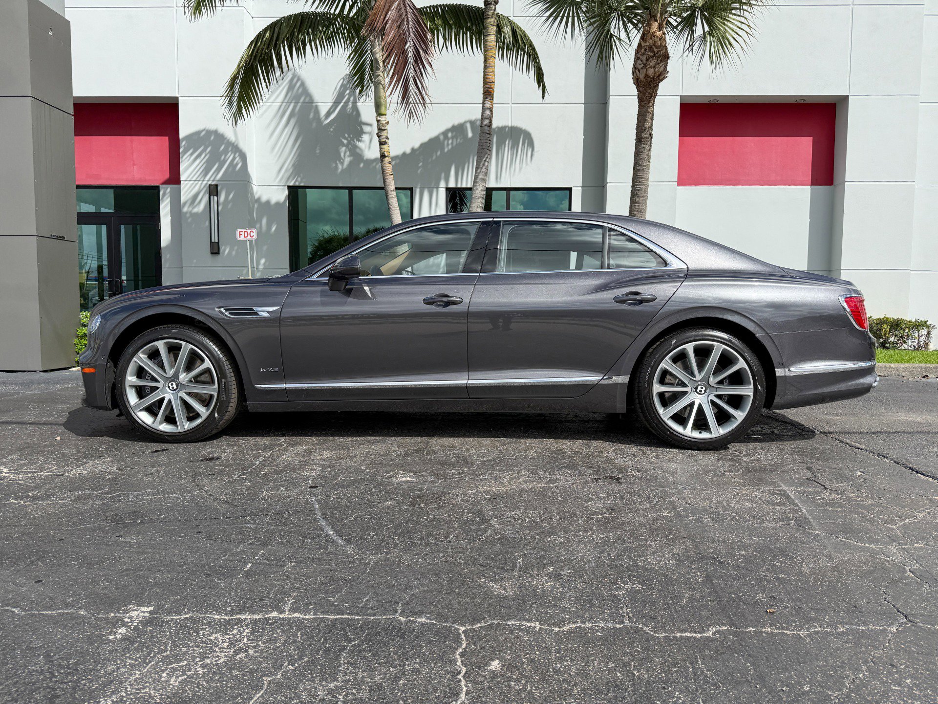 Used 2021 Bentley Flying Spur W12 AWD/4WD image 10