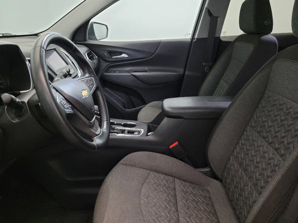 Used 2023 Chevrolet Equinox LT w/ Driver Convenience Package image 17