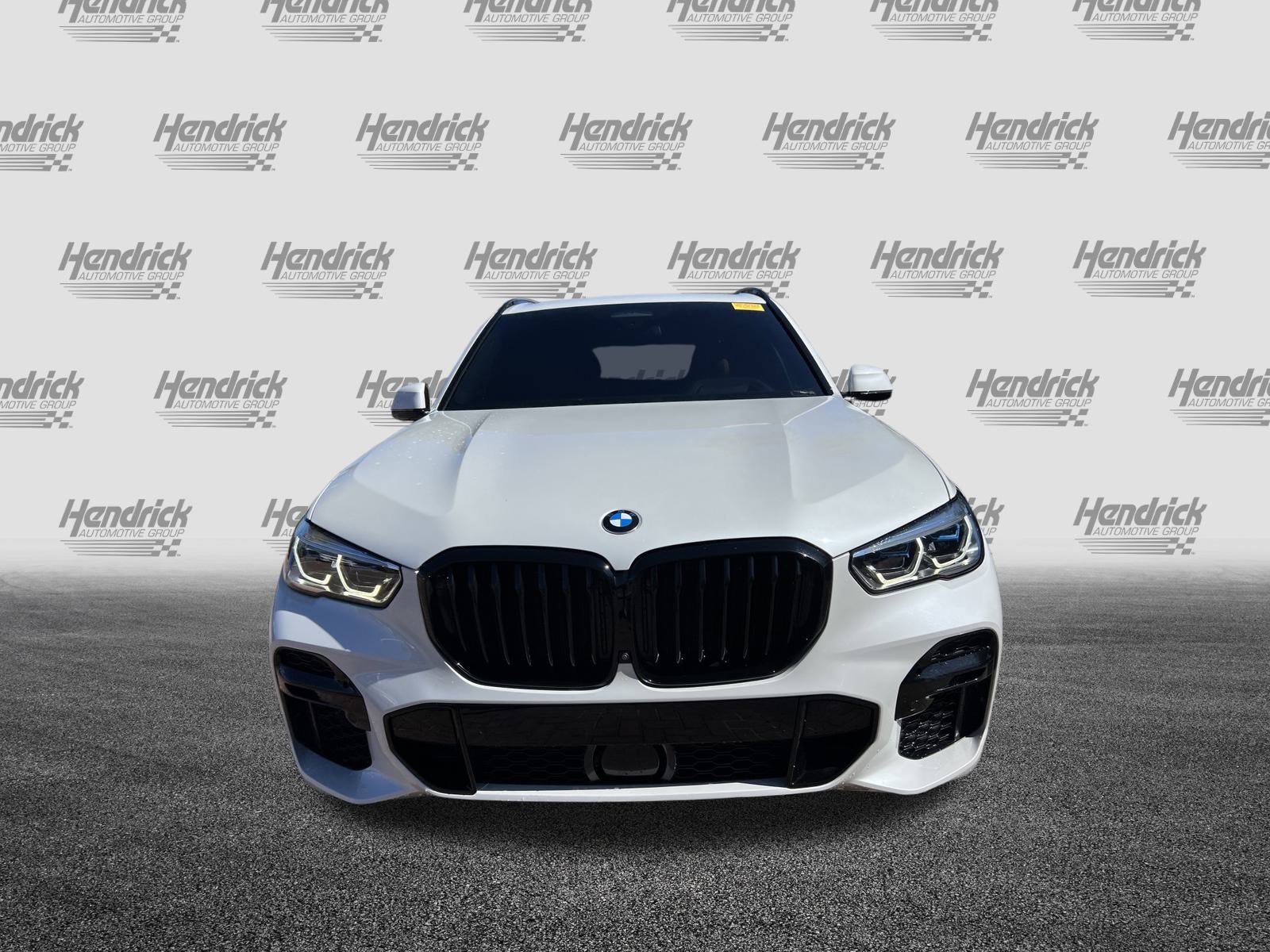 Certified 2022 BMW X5 sDrive40i w/ M Sport Package image 3