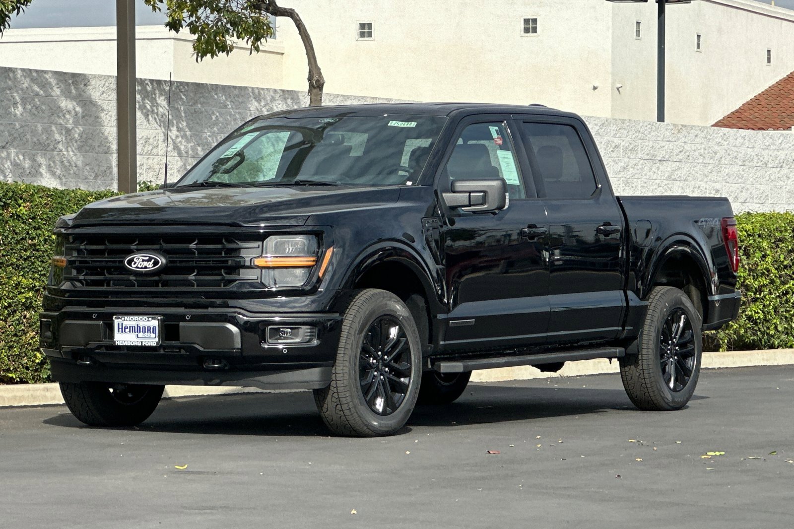 New 2025 Ford F150 XLT w/ Equipment Group 302A MID image 8