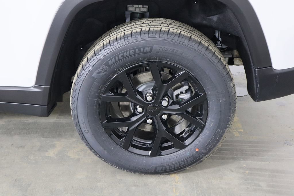 New 2026 Jeep Grand Cherokee Laredo image 46