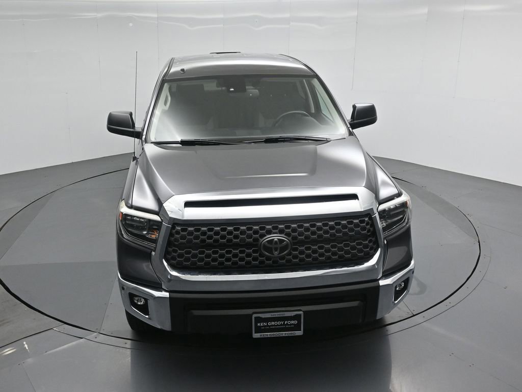 Used 2018 Toyota Tundra SR5 w/ TRD Off Road Package image 39