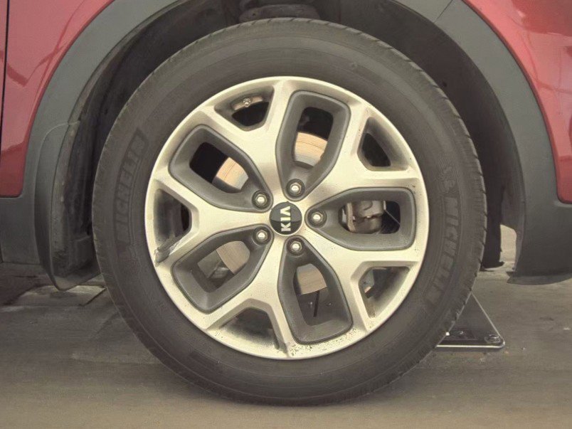 Used 2019 Kia Sorento EX image 15