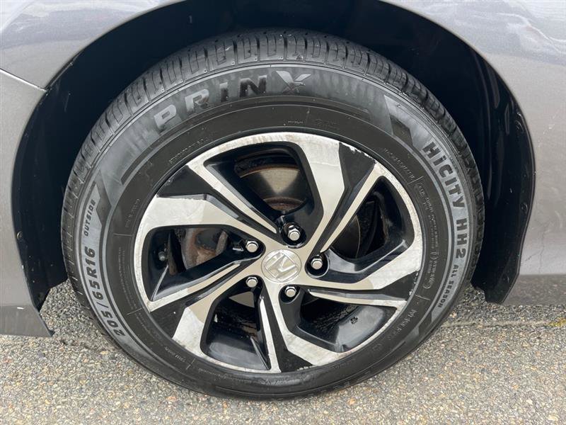 Used 2017 Honda Accord LX image 6
