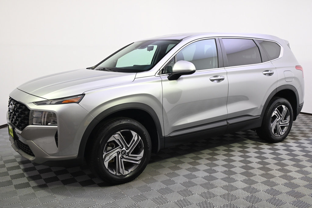 Used 2023 Hyundai Santa Fe SE w/ Cargo Package AWD/4WD image 2
