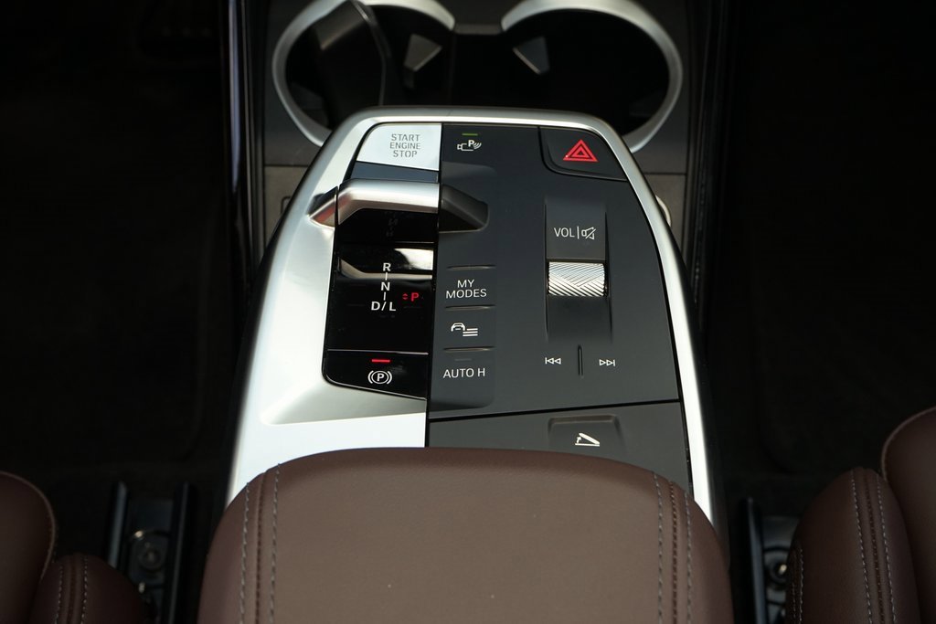 Used 2025 BMW X1 xDrive28i image 12