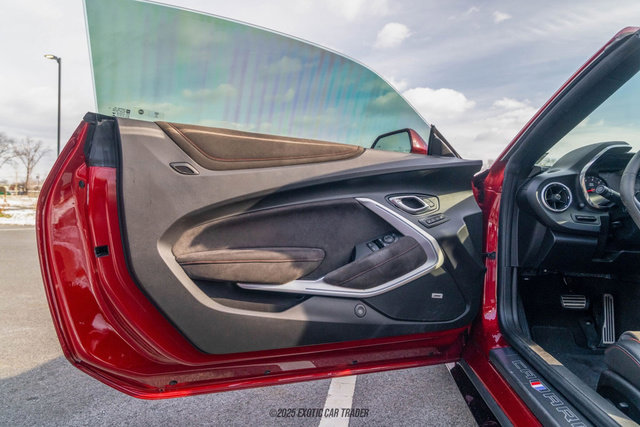 Used 2019 Chevrolet Camaro ZL1 image 47