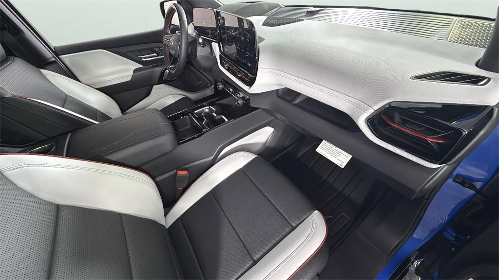 Used 2025 Chevrolet Silverado EV RST image 36
