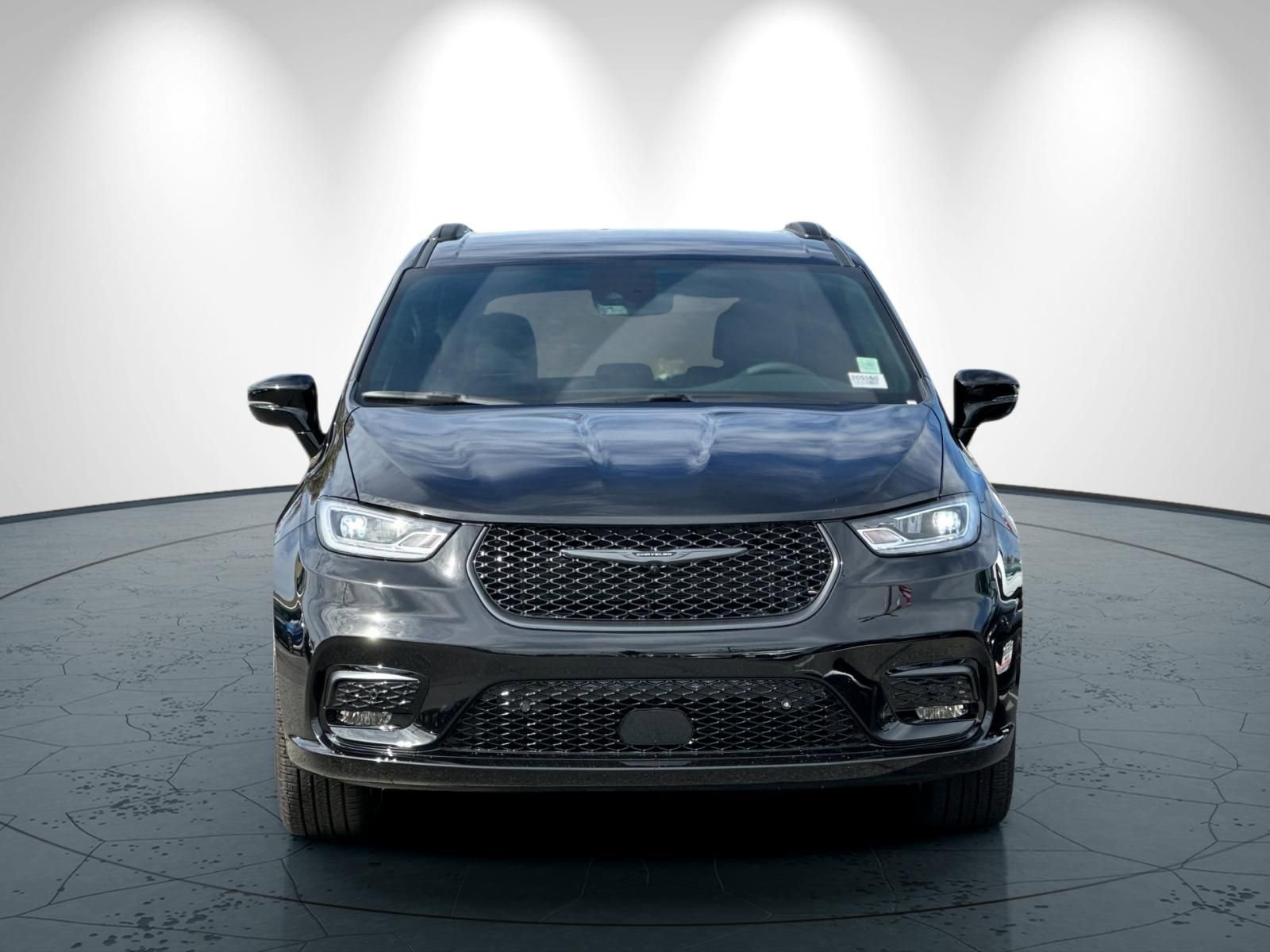 New 2026 Chrysler Pacifica Select image 6