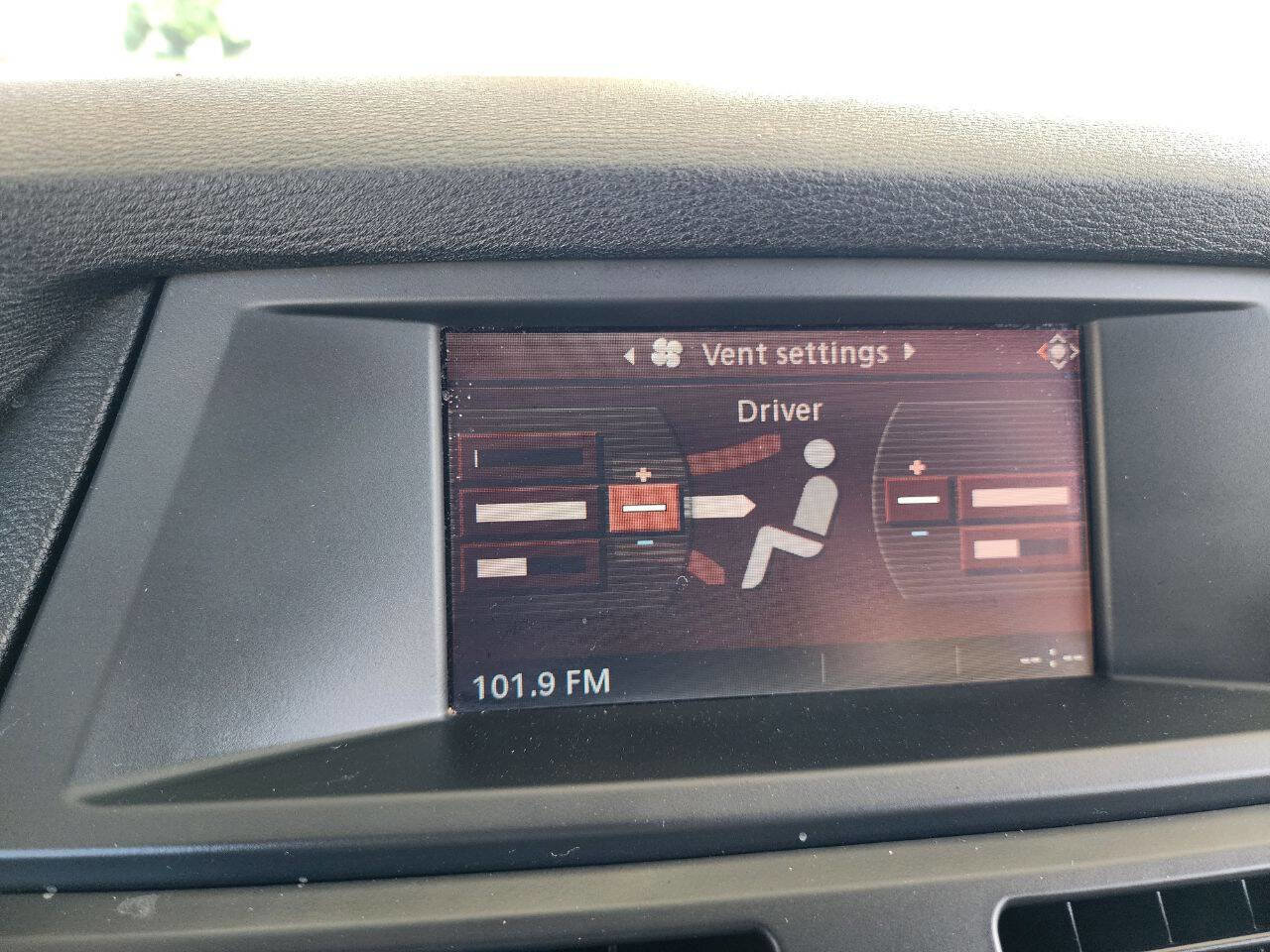 Used 2008 BMW X5 3.0si image 39