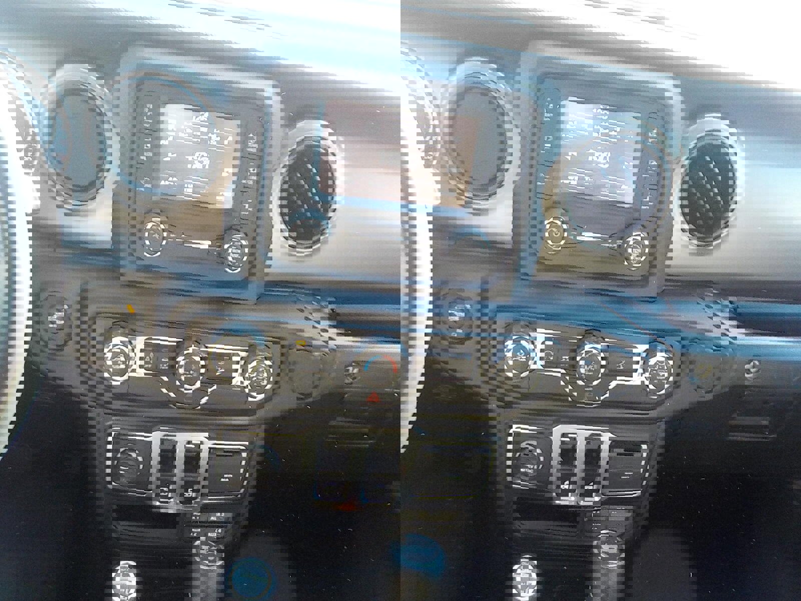 Used 2020 Jeep Wrangler Sport image 17