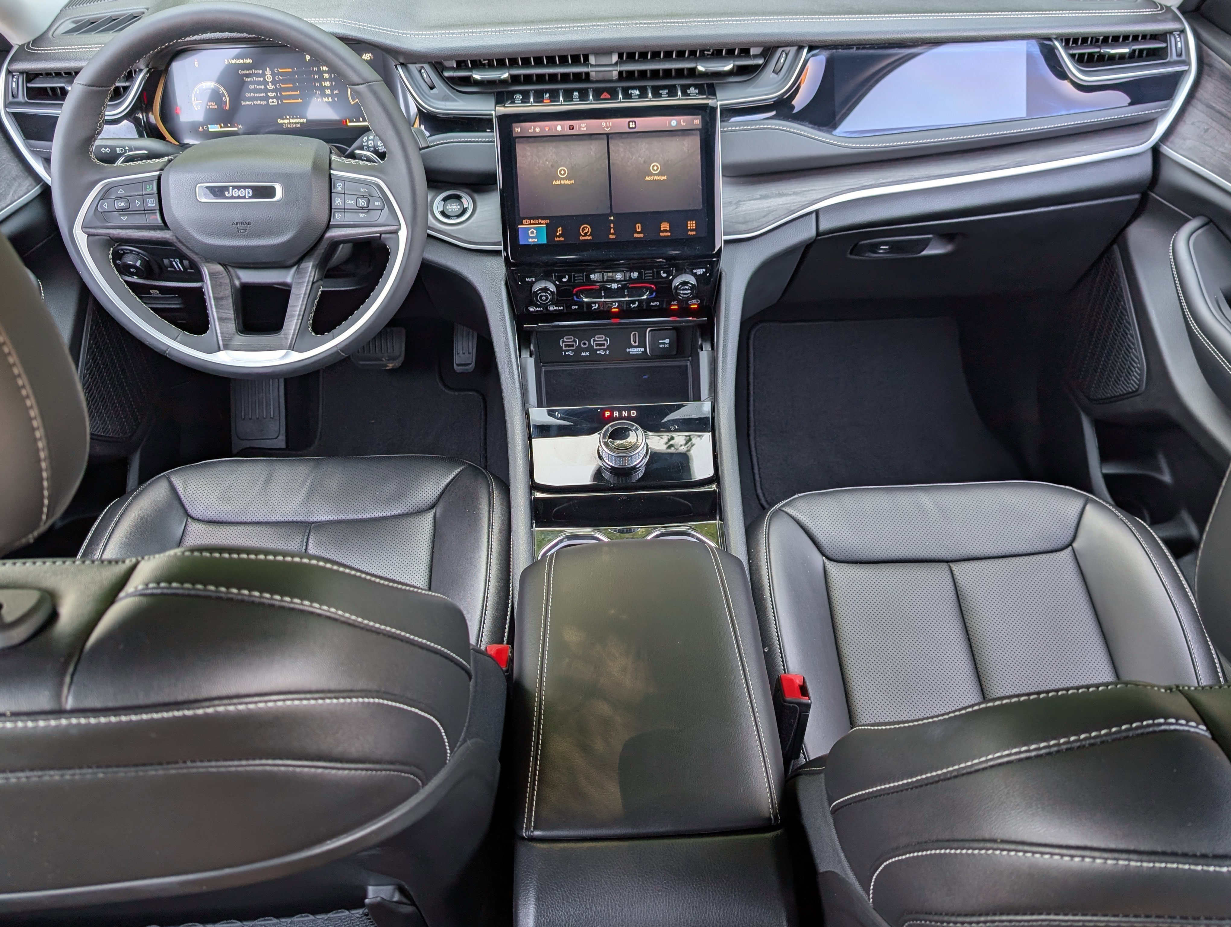 Used 2023 Jeep Grand Cherokee Limited w/ Luxury Tech Group II RWD image 23