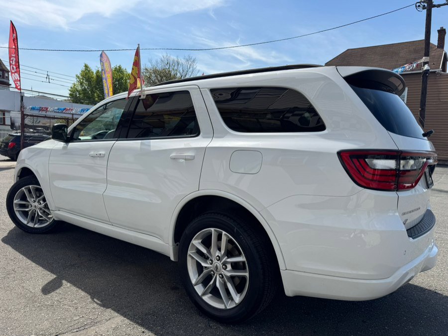 Used 2024 Dodge Durango GT image 3